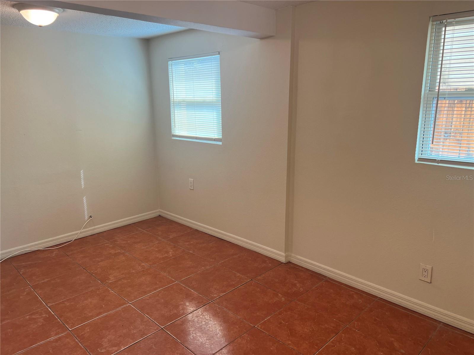 10435 114th Ter N Property Photo 8