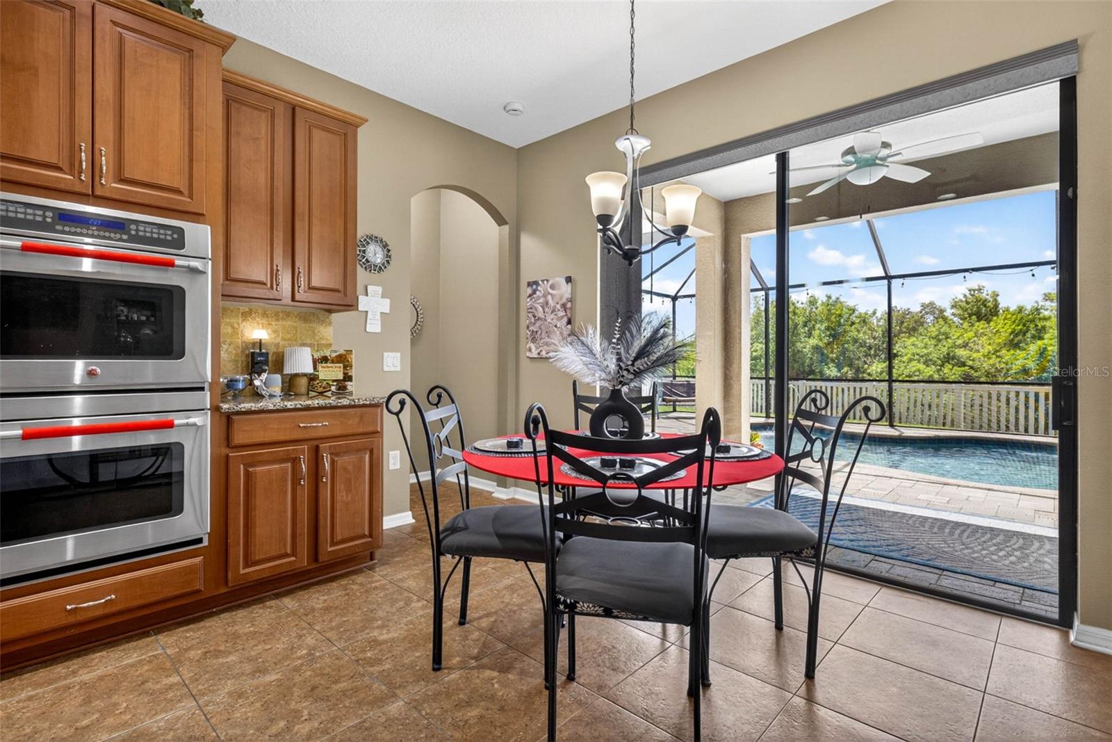 11603 Palmetto Pine St Property Photo 18