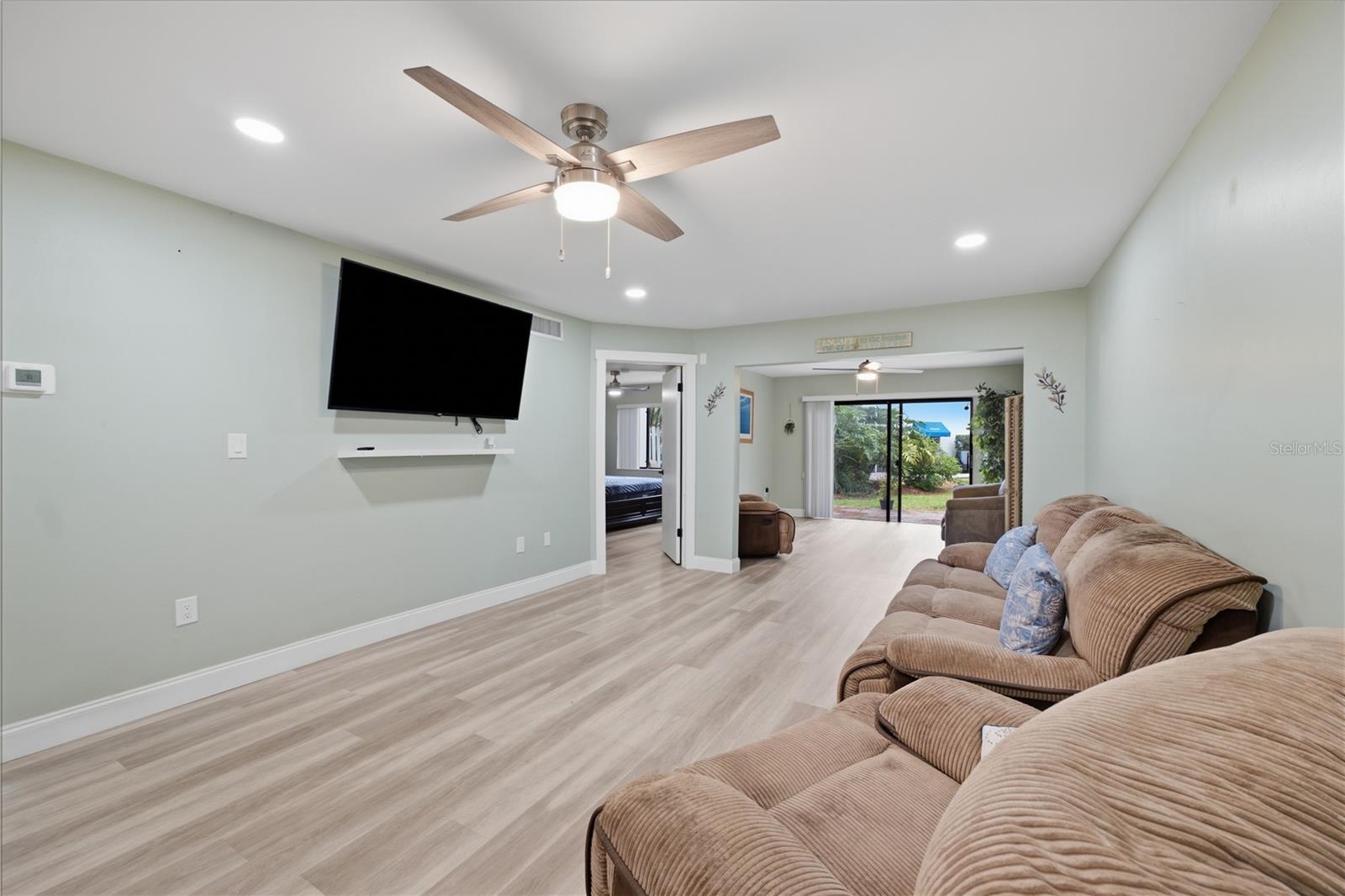 11440 Harbor Way #5013 Property Photo 9