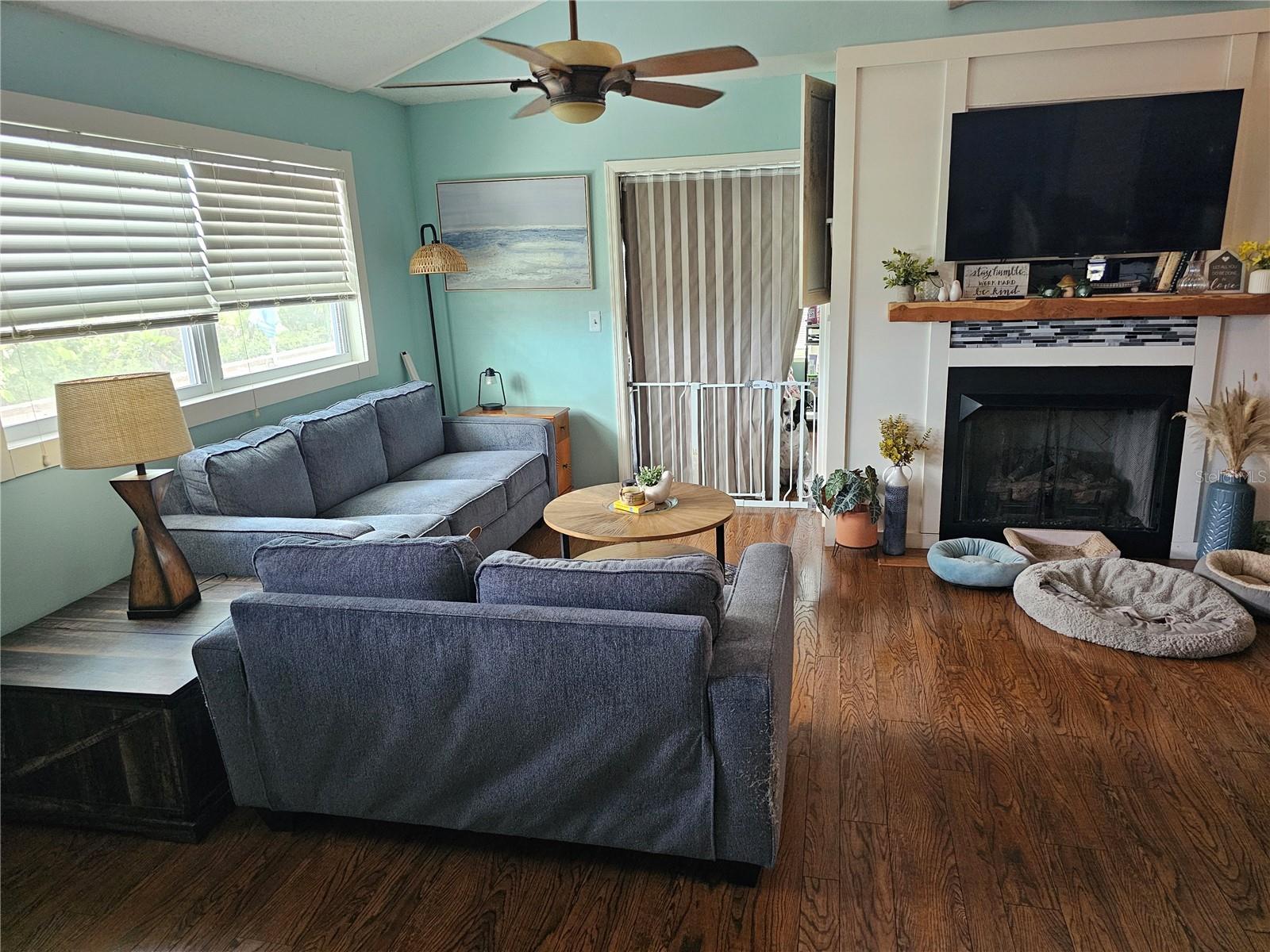 3317 Oleander Dr Property Photo 35