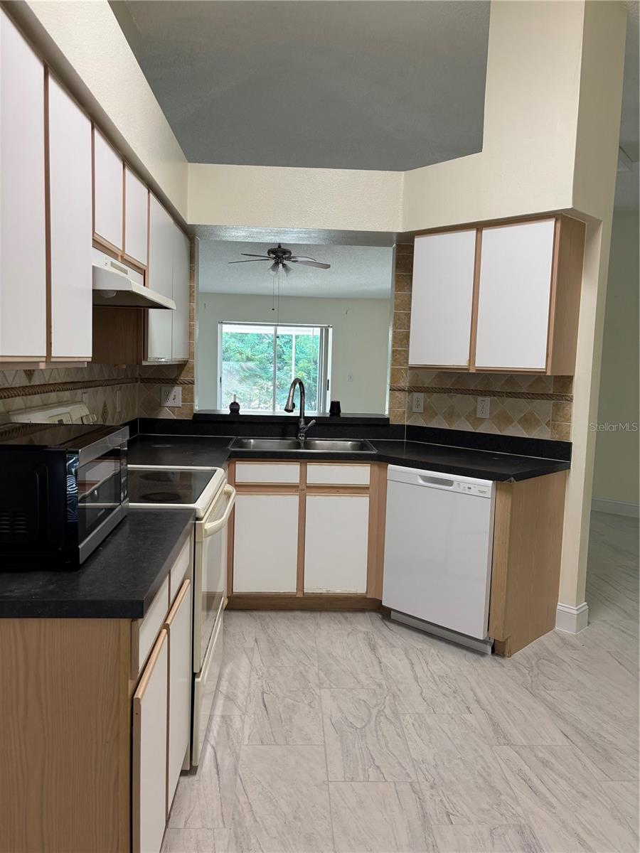 1415 Birchstone Ave Property Photo 11