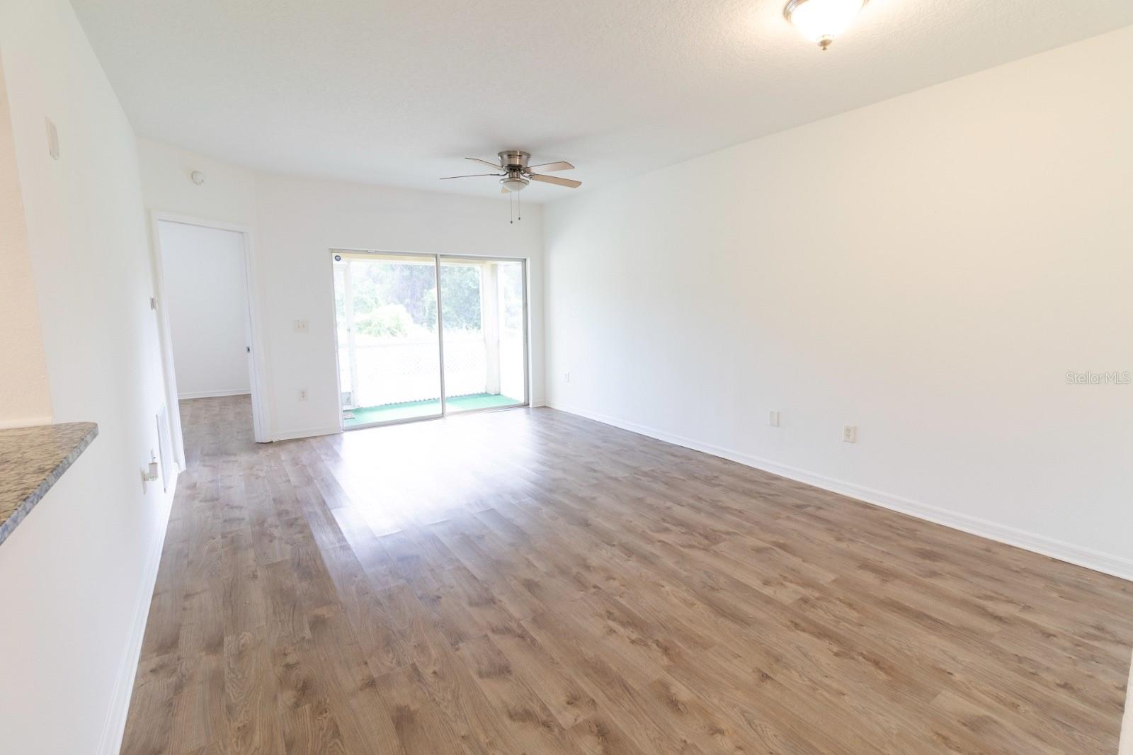 9510 Newdale Way #102 Property Photo 5