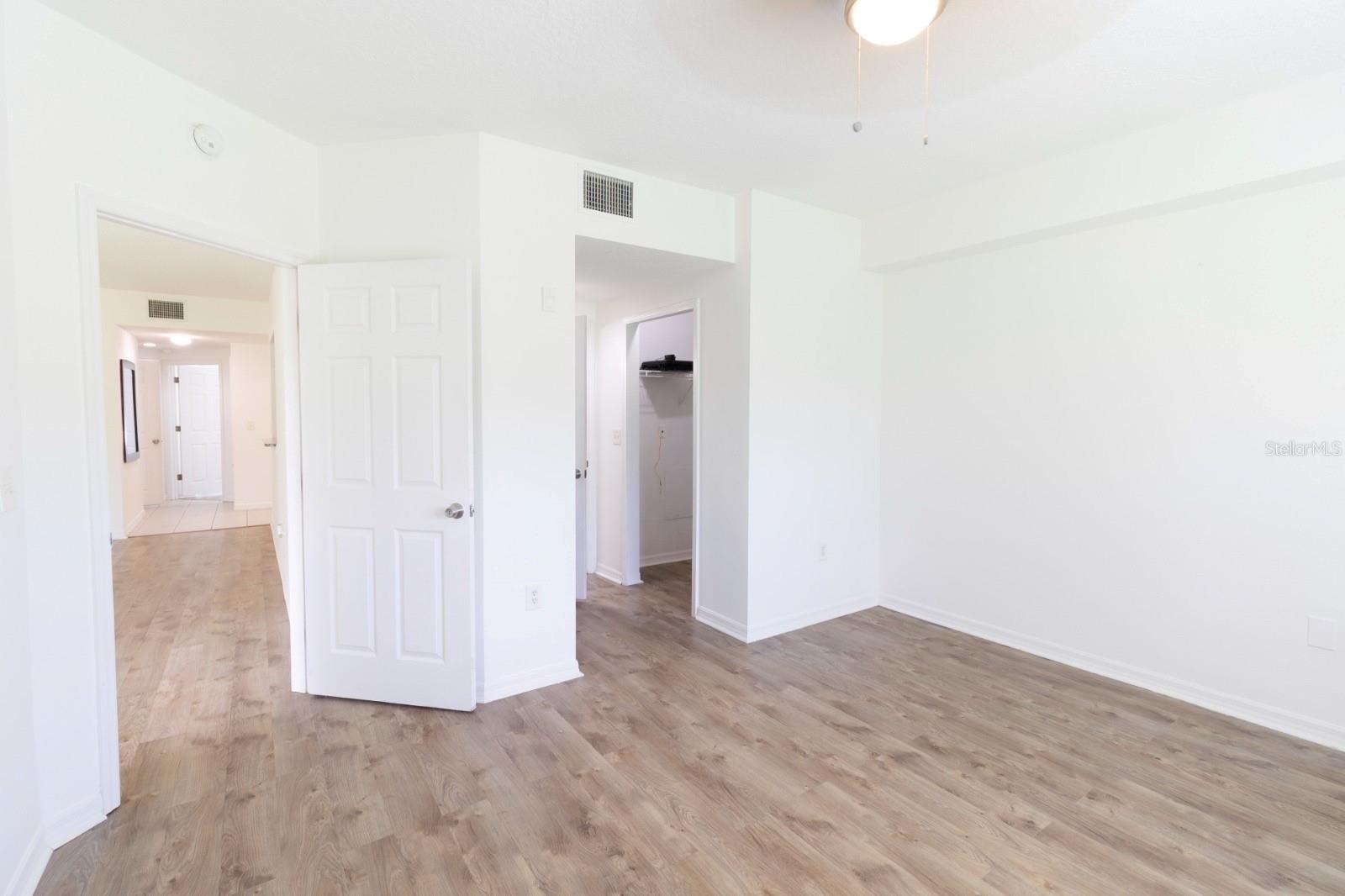 9510 Newdale Way #102 Property Photo 8