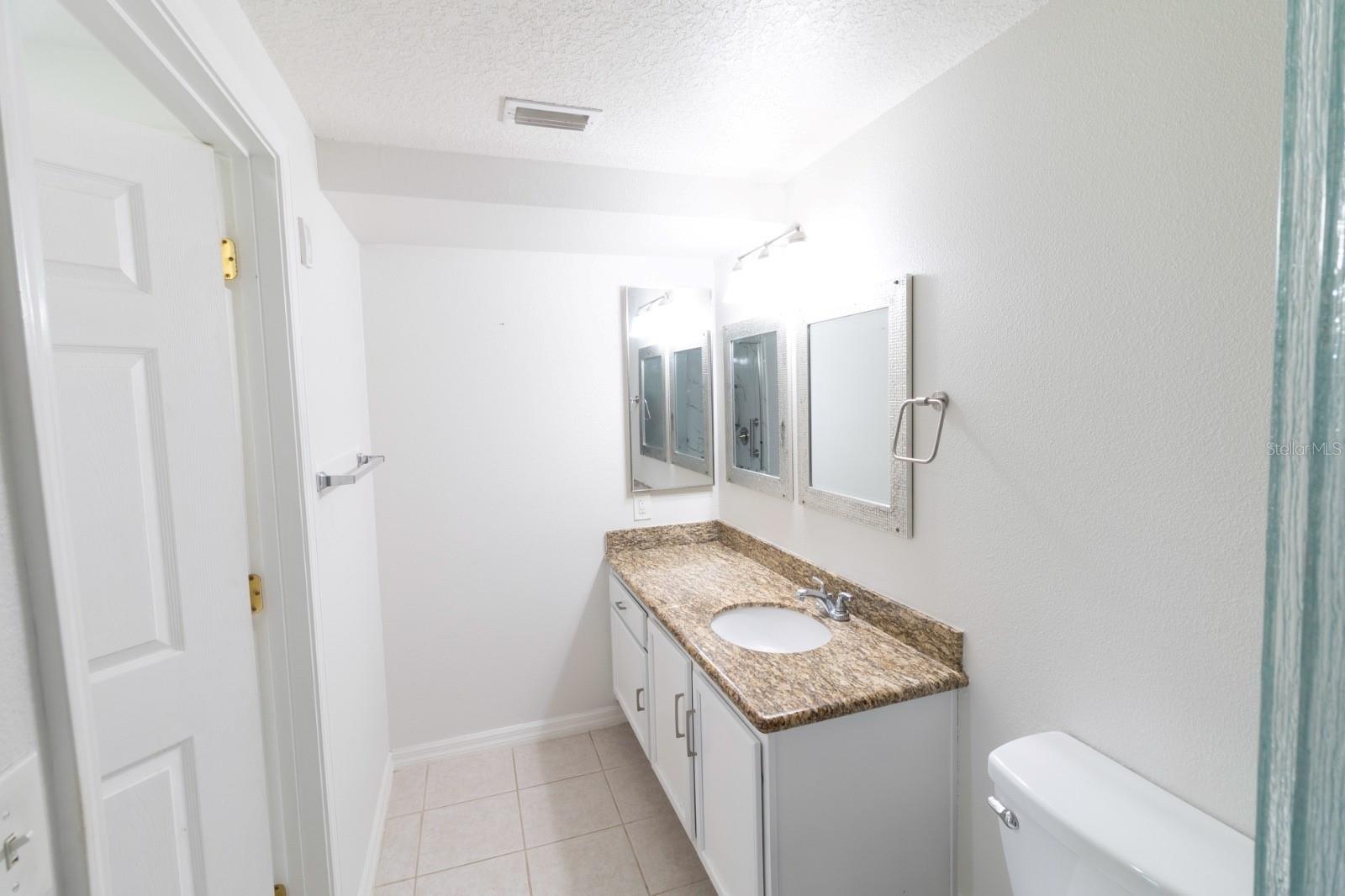 9510 Newdale Way #102 Property Photo 11