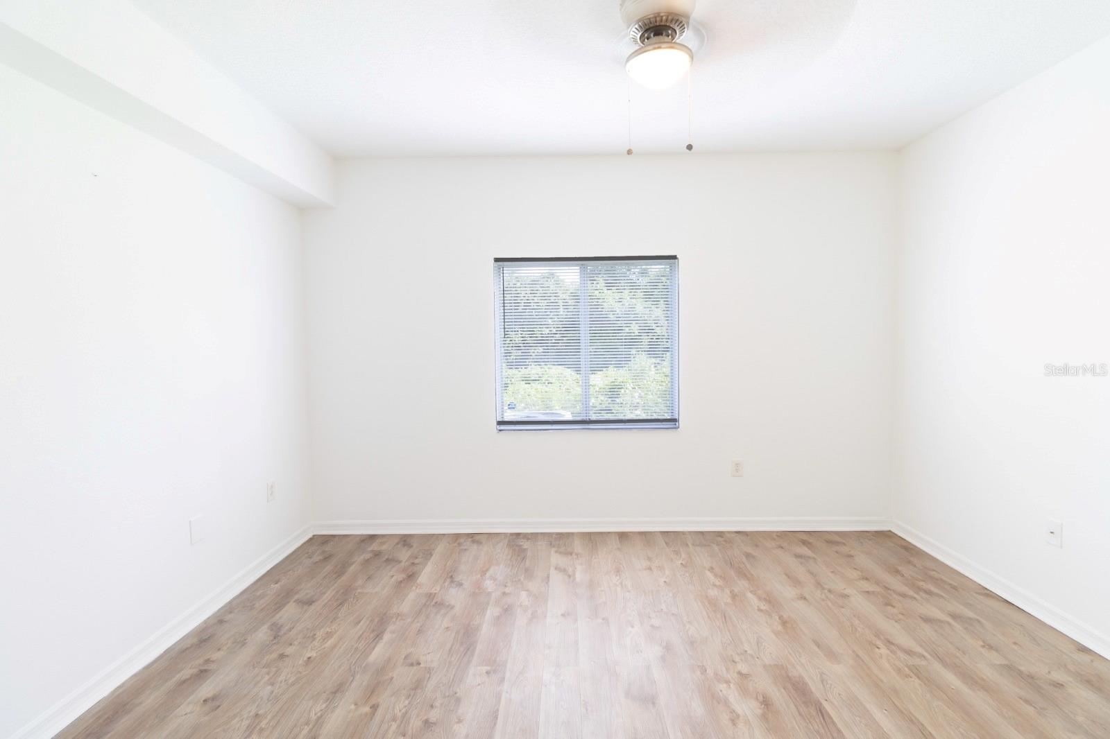 9510 Newdale Way #102 Property Photo 12