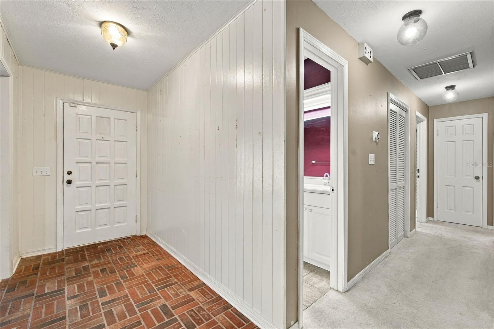 409 El Greco Dr Property Photo 15
