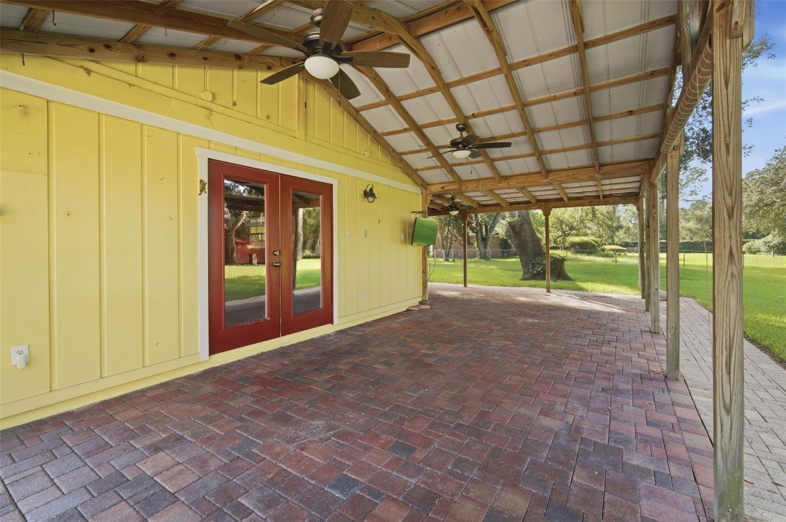 409 El Greco Dr Property Photo 25