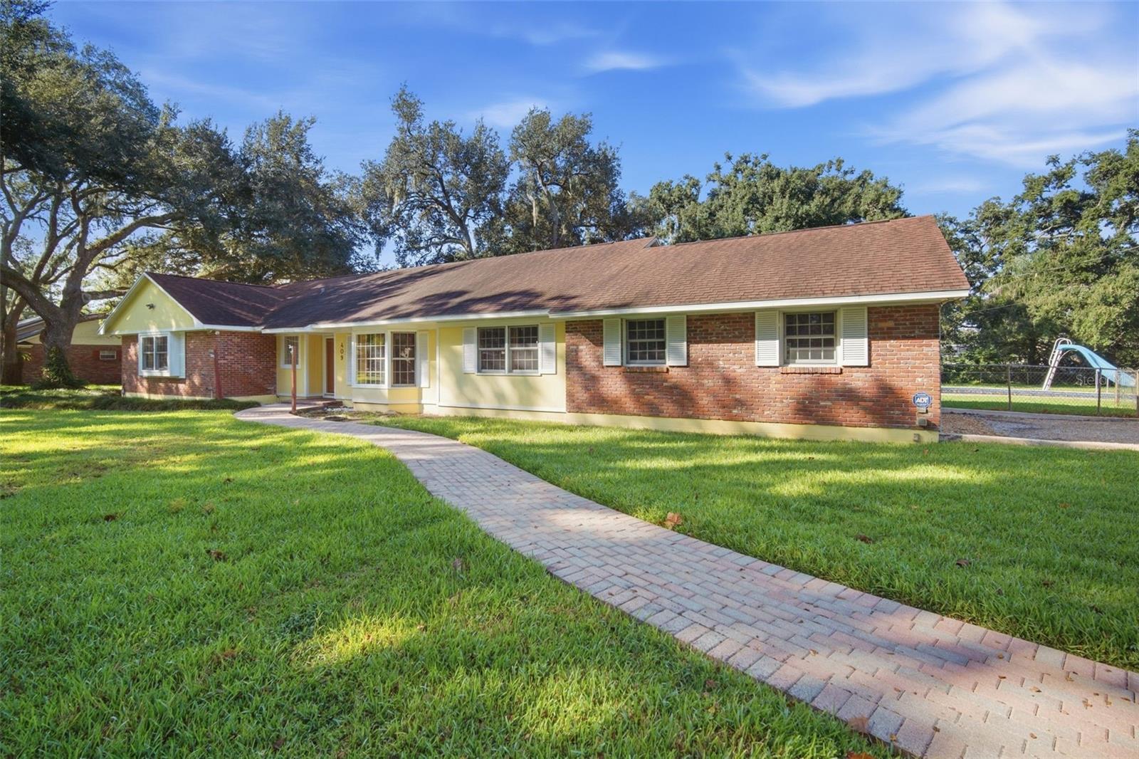 409 El Greco Dr Property Photo 36