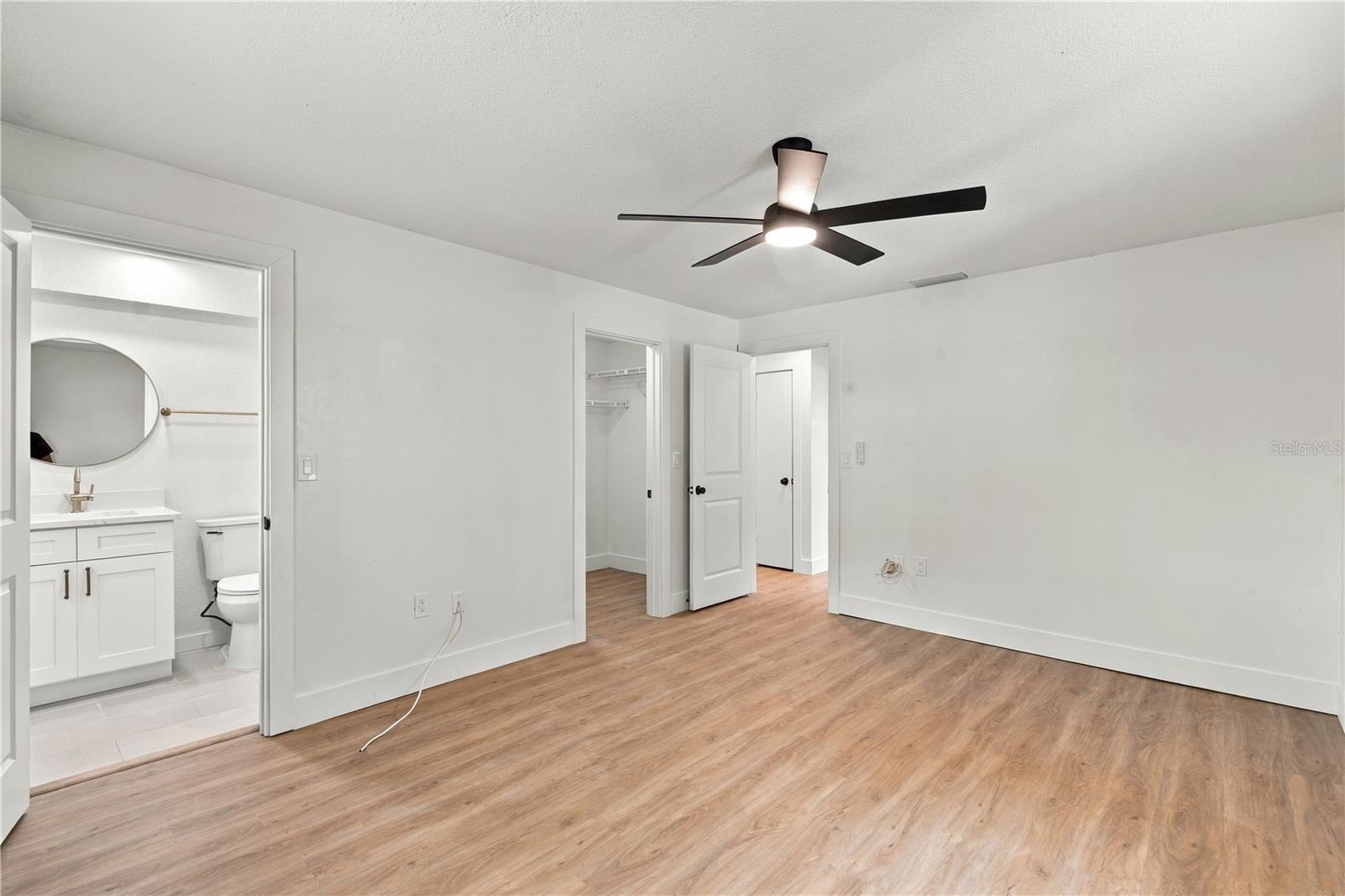 1630 Dale Cir N Property Photo 22