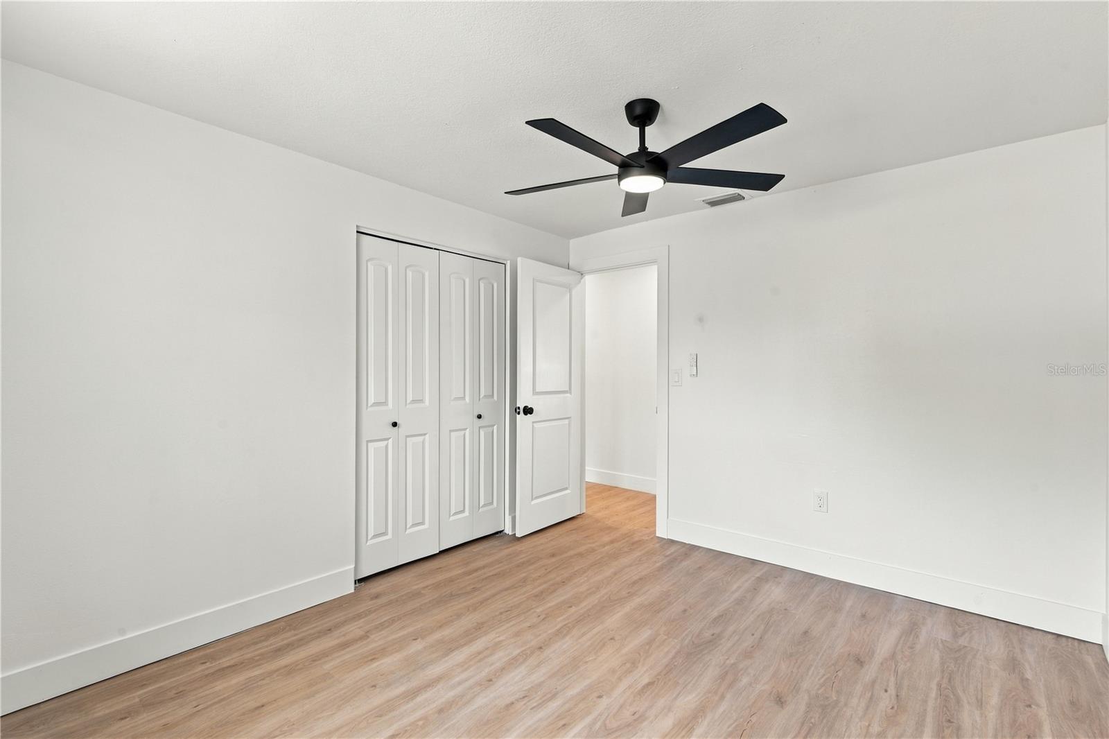 1630 Dale Cir N Property Photo 25