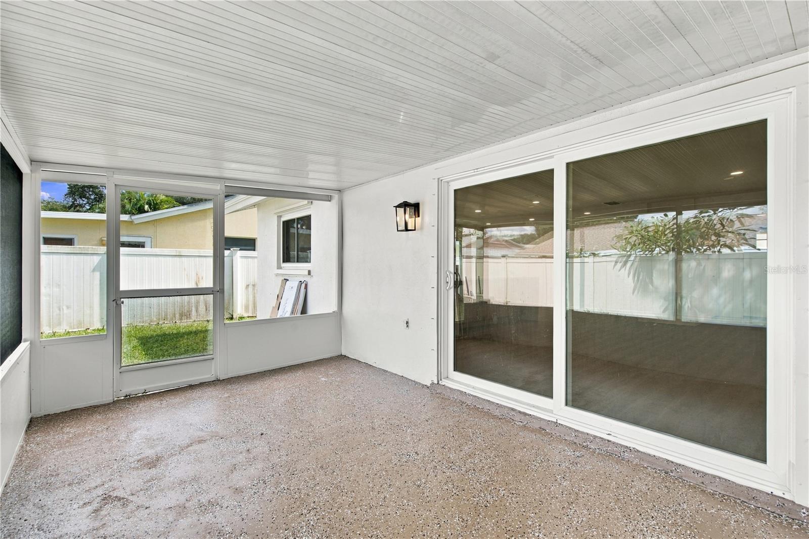 1630 Dale Cir N Property Photo 29
