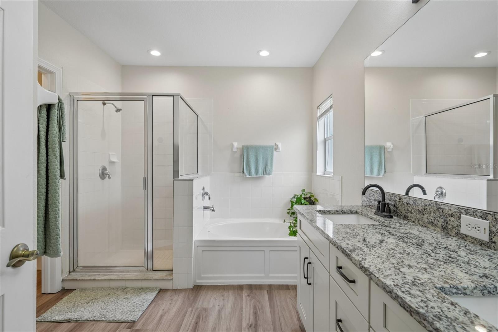 6527 Bridgecrest Dr Property Photo 18
