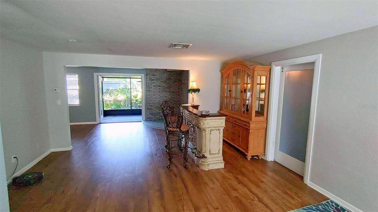 257 5th St Nw Property Photo 5