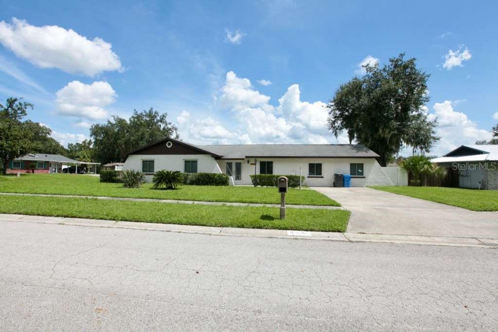 815 BISHOP PL Property Photo 1