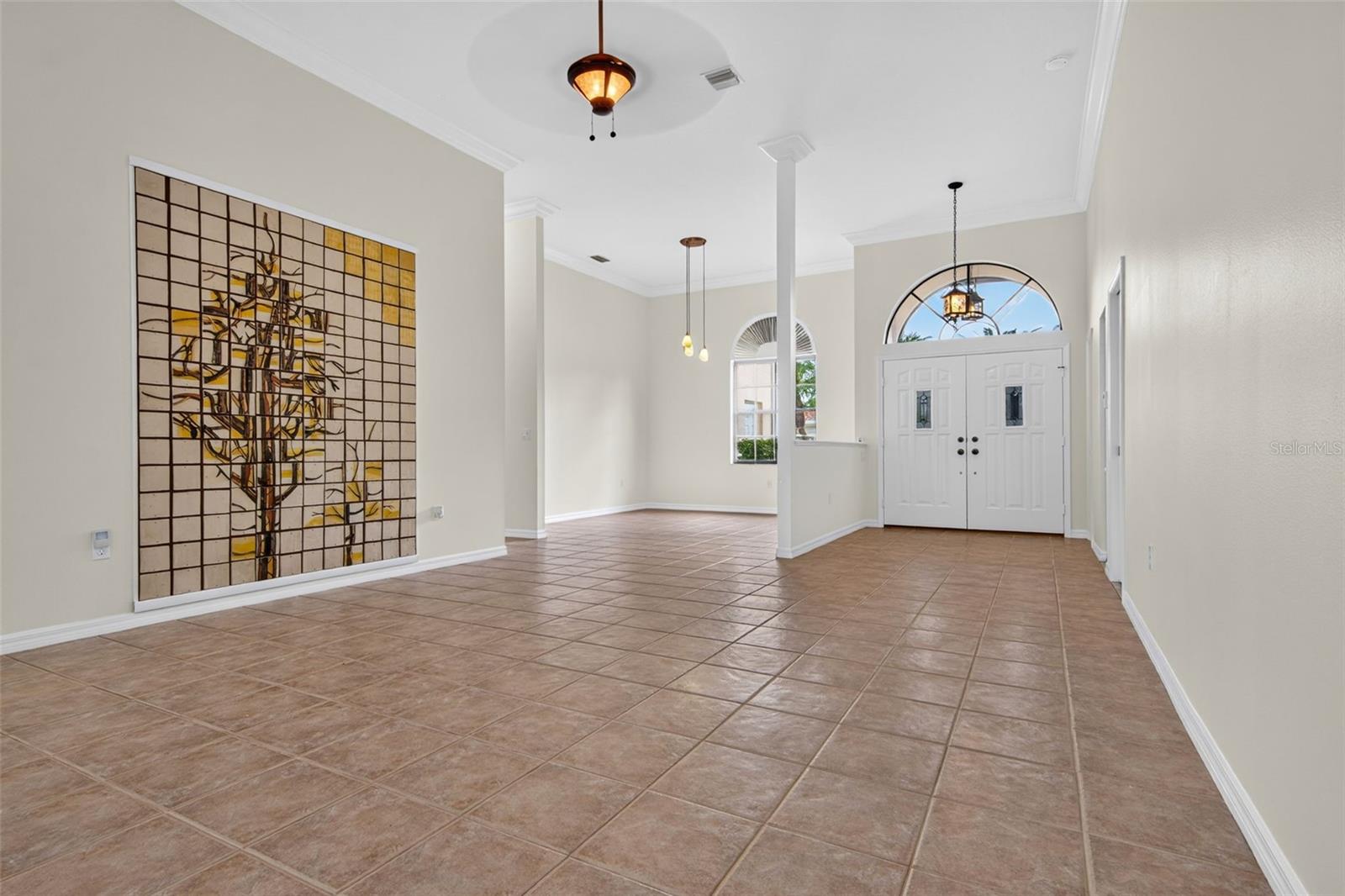 679 Sawgrass Bridge Rd Property Photo 9