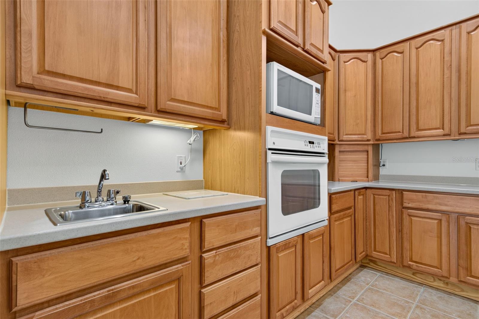 679 Sawgrass Bridge Rd Property Photo 27