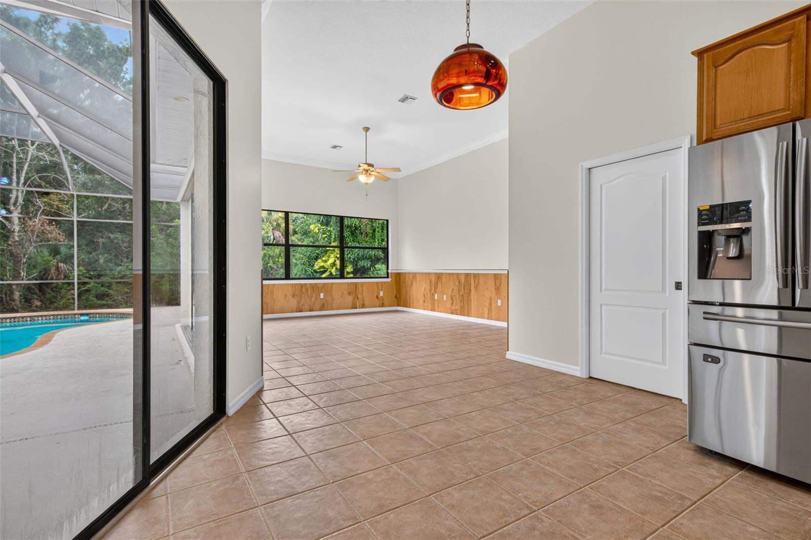 679 Sawgrass Bridge Rd Property Photo 28