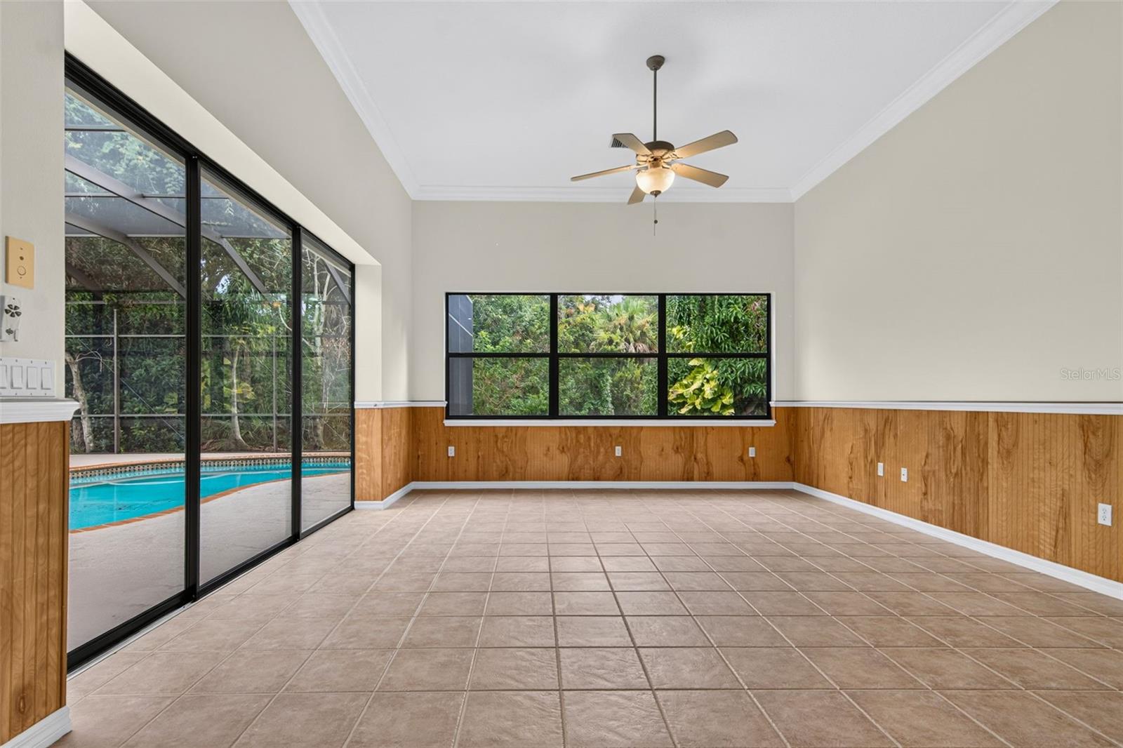 679 Sawgrass Bridge Rd Property Photo 29