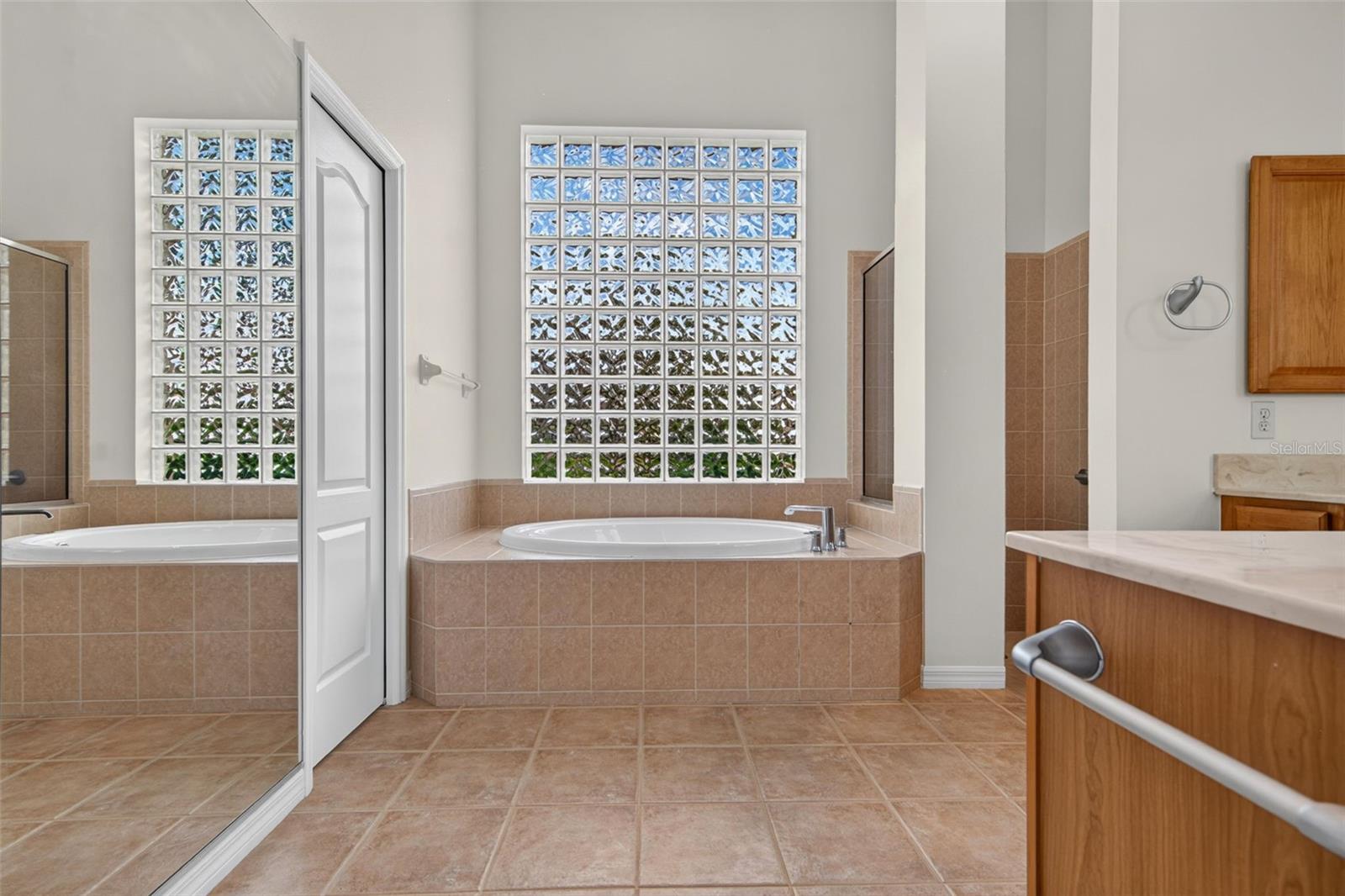 679 Sawgrass Bridge Rd Property Photo 46