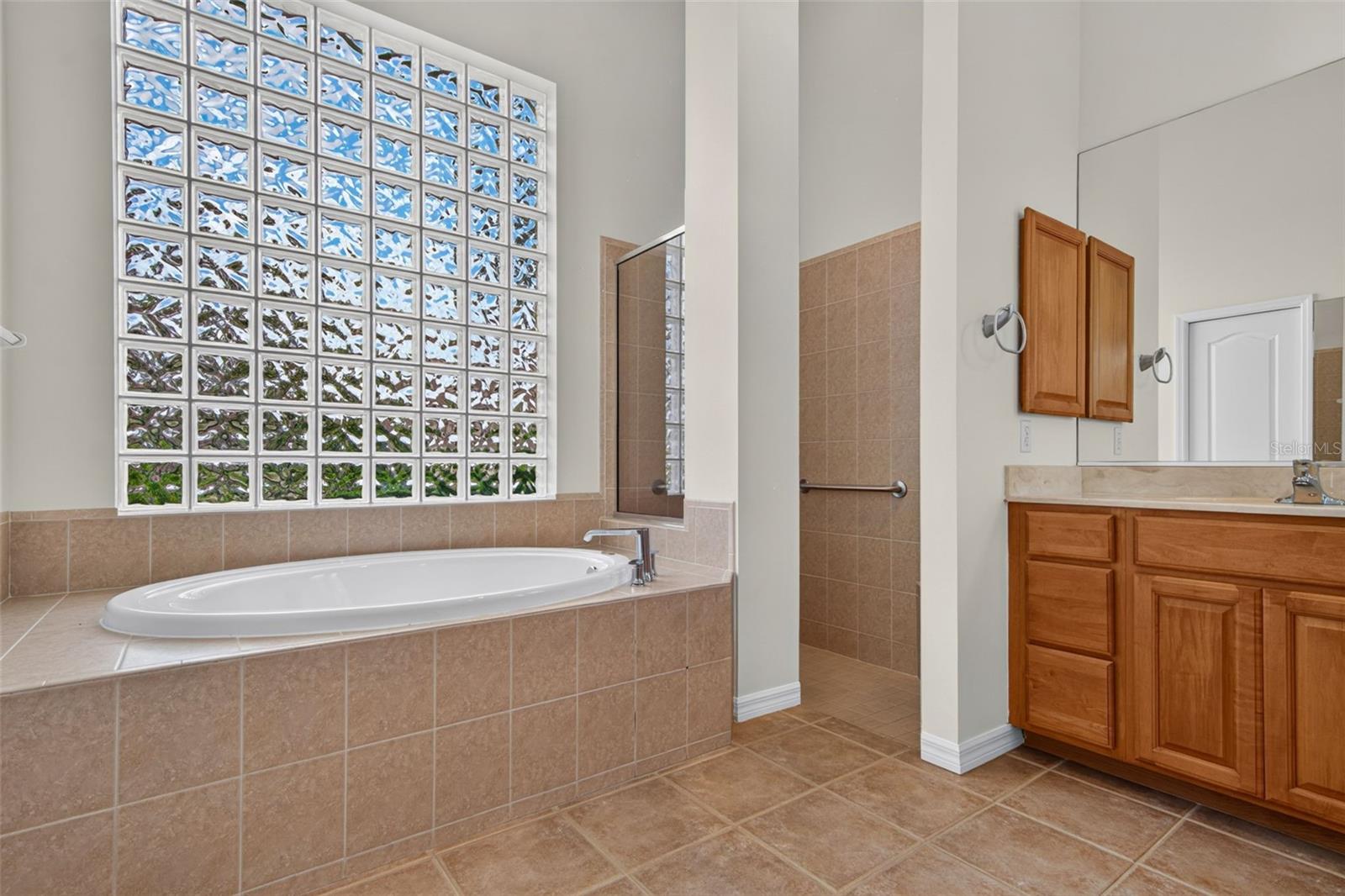 679 Sawgrass Bridge Rd Property Photo 47