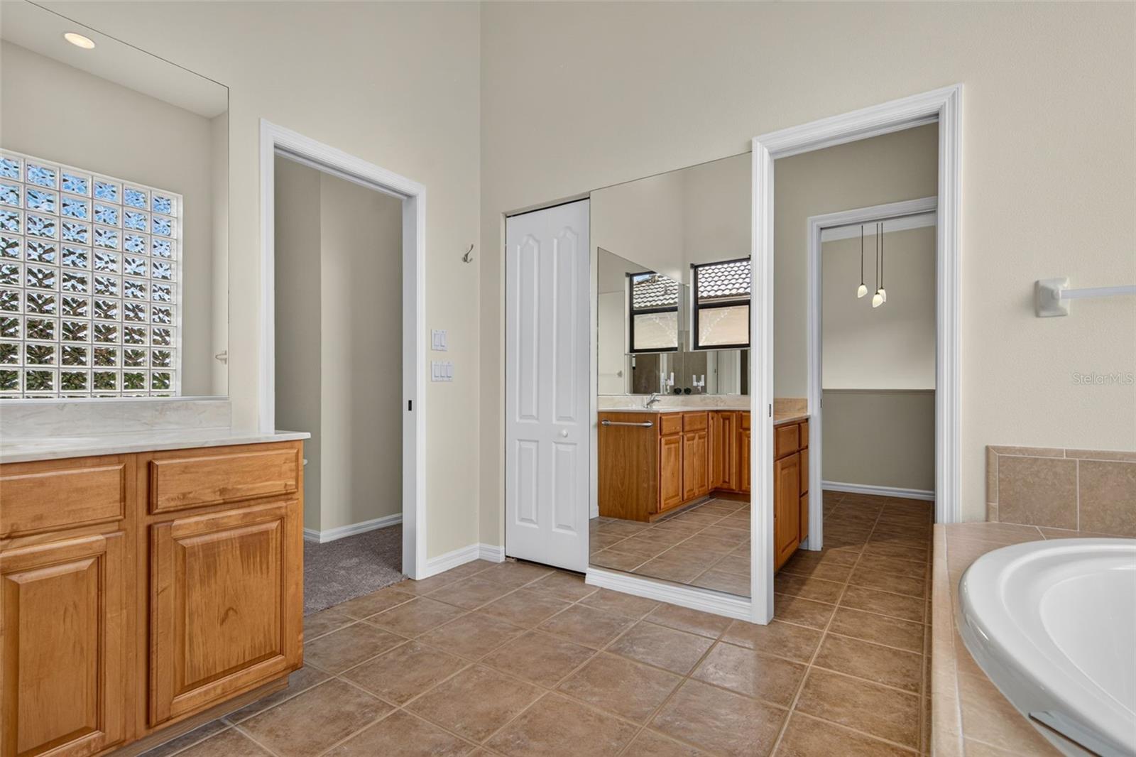 679 Sawgrass Bridge Rd Property Photo 49