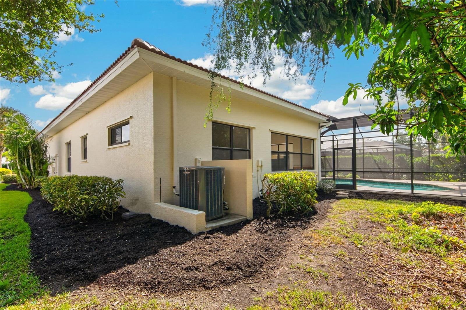 679 Sawgrass Bridge Rd Property Photo 71