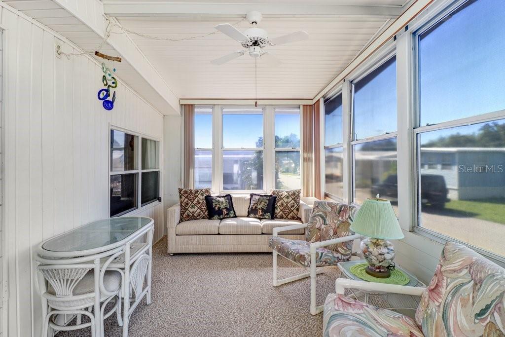 585 Sky Harbor Dr #317 Property Photo 6