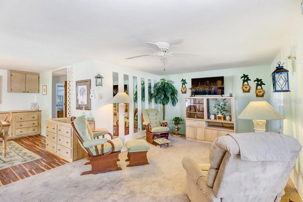 585 Sky Harbor Dr #317 Property Photo 7