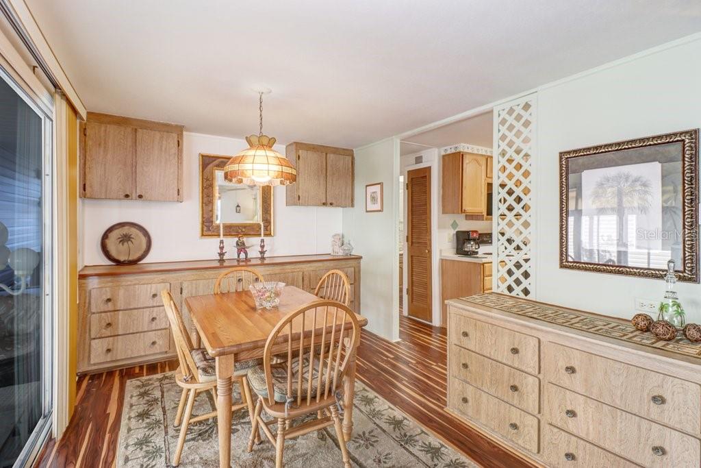 585 Sky Harbor Dr #317 Property Photo 10