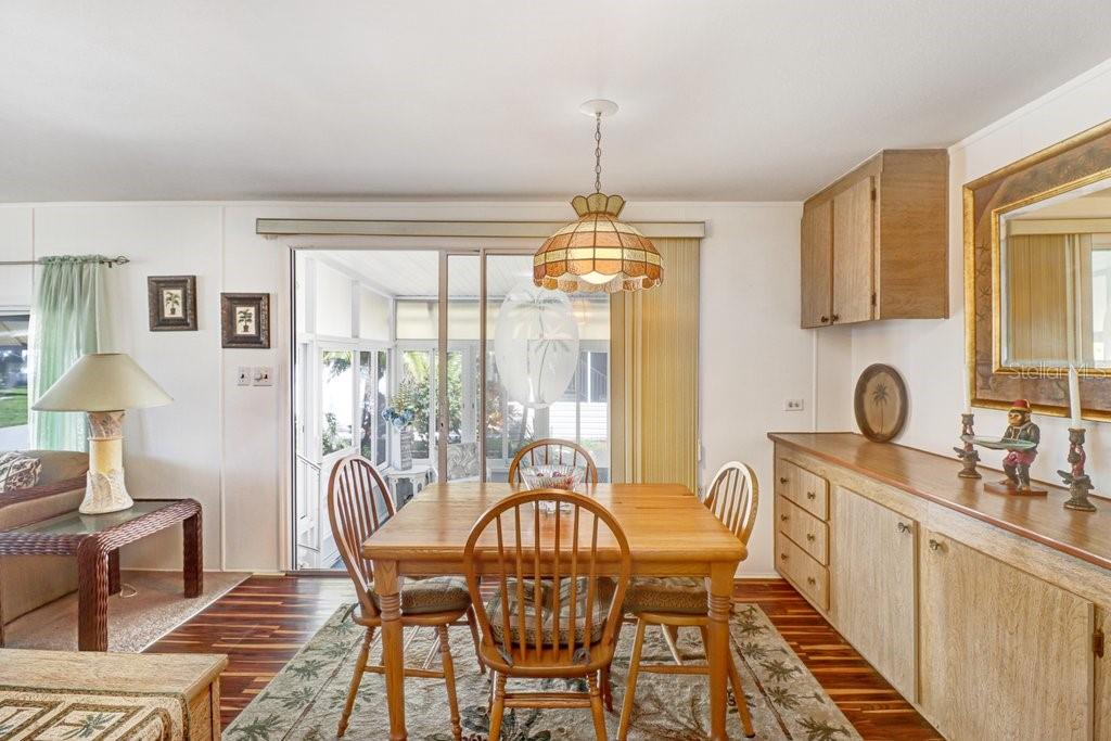 585 Sky Harbor Dr #317 Property Photo 11