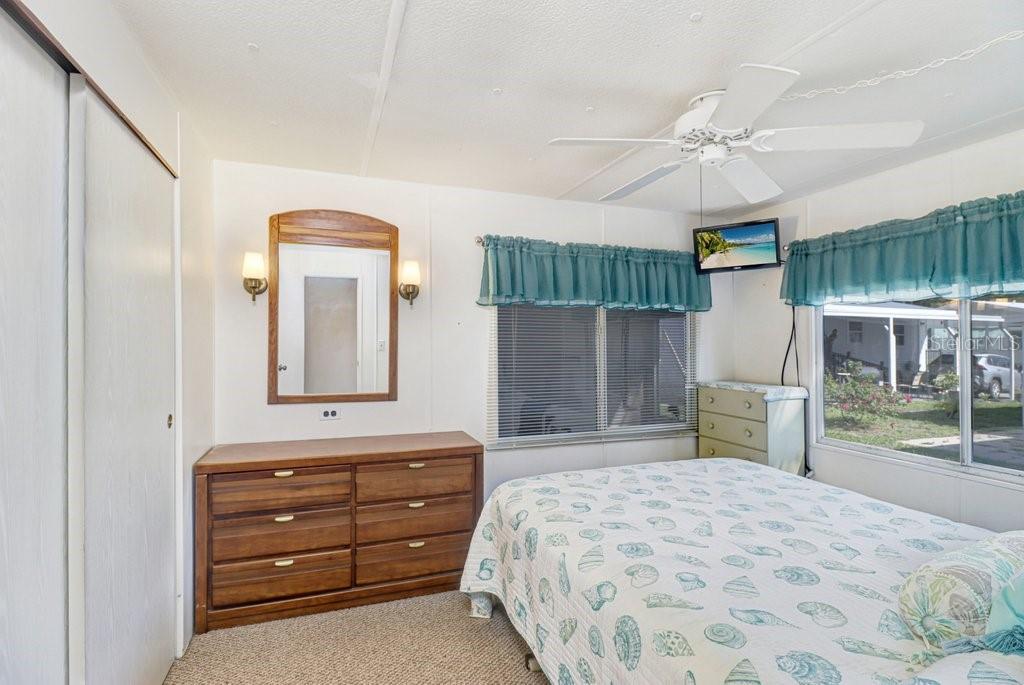 585 Sky Harbor Dr #317 Property Photo 14