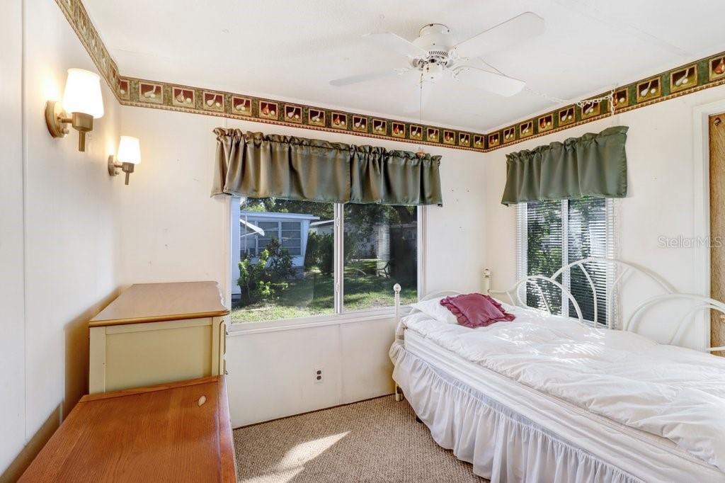 585 Sky Harbor Dr #317 Property Photo 18