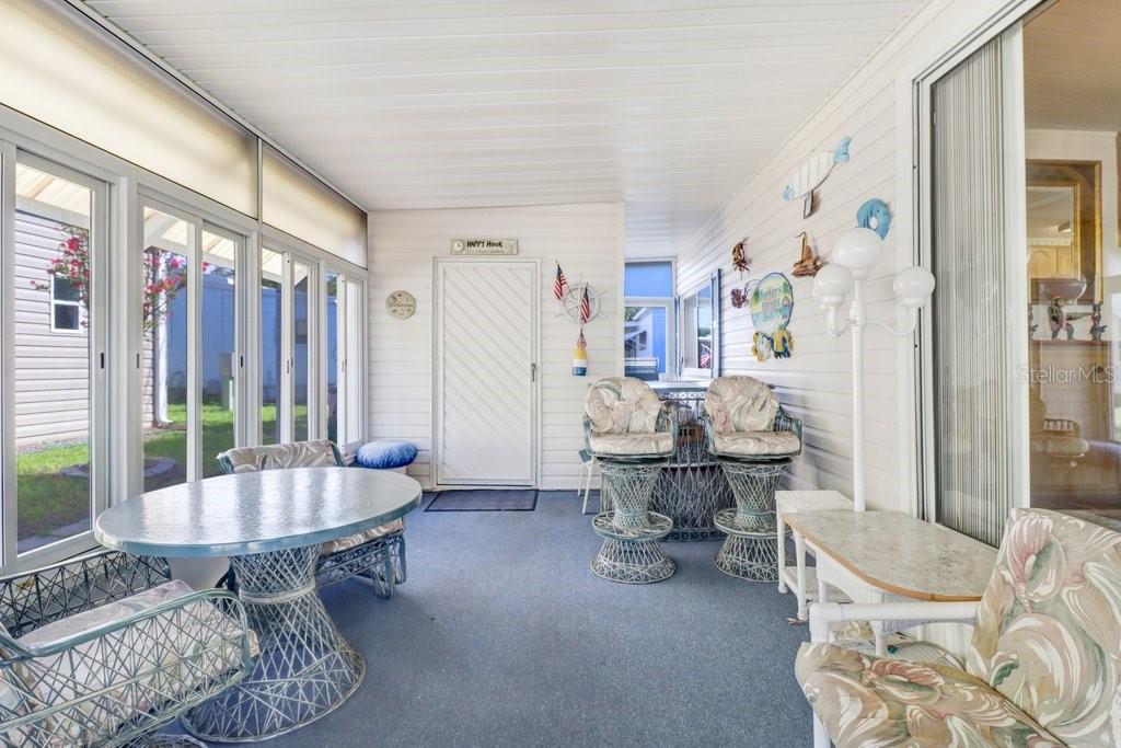 585 Sky Harbor Dr #317 Property Photo 19