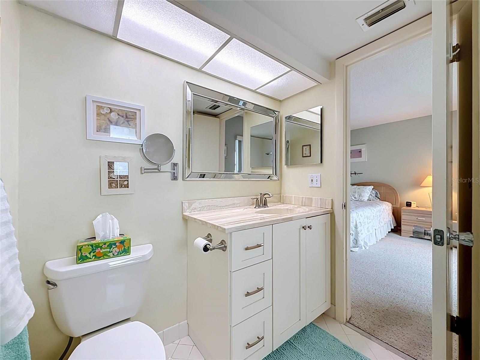 4550 Cove Cir #502 Property Photo 33