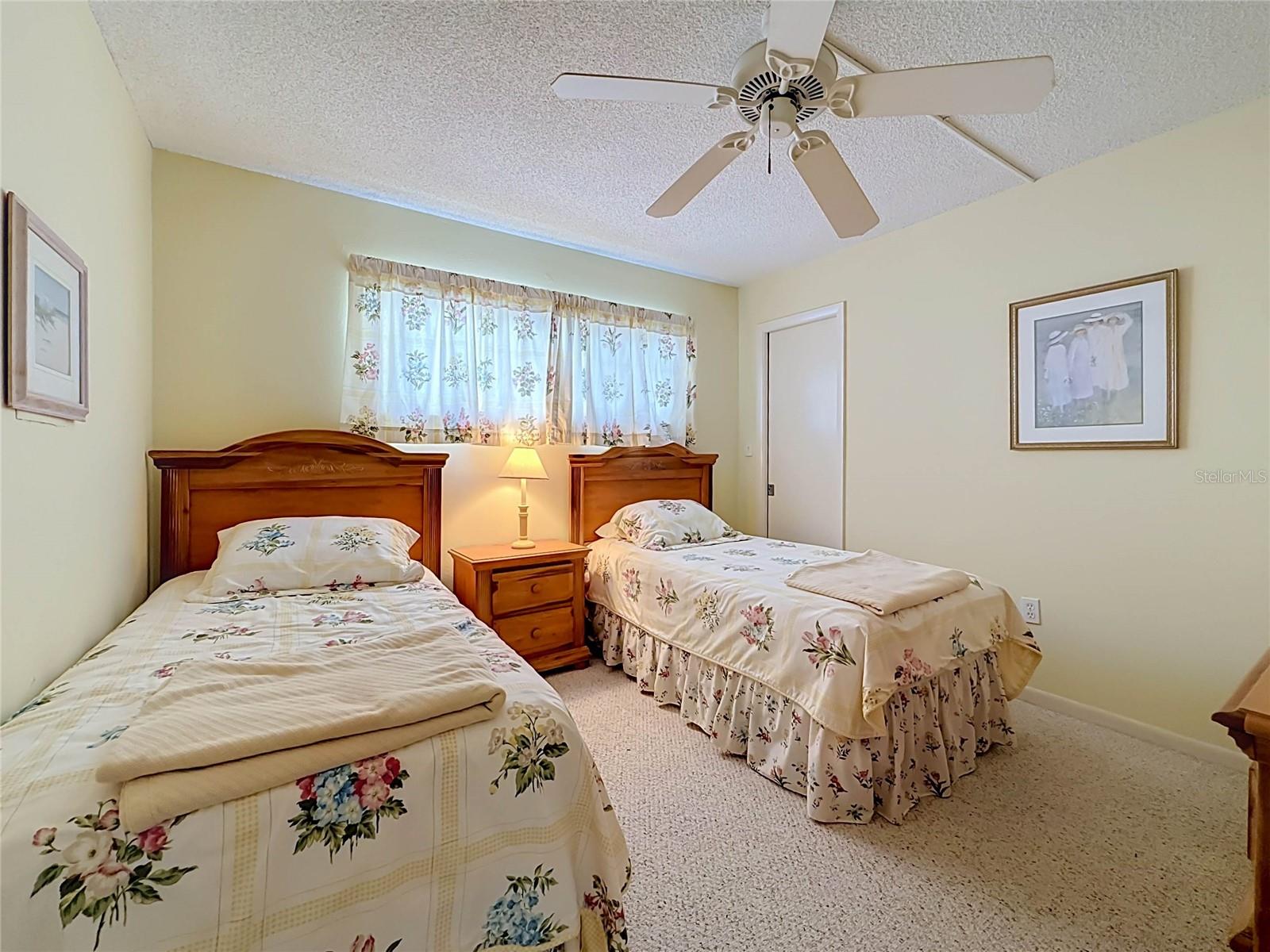 4550 Cove Cir #502 Property Photo 34