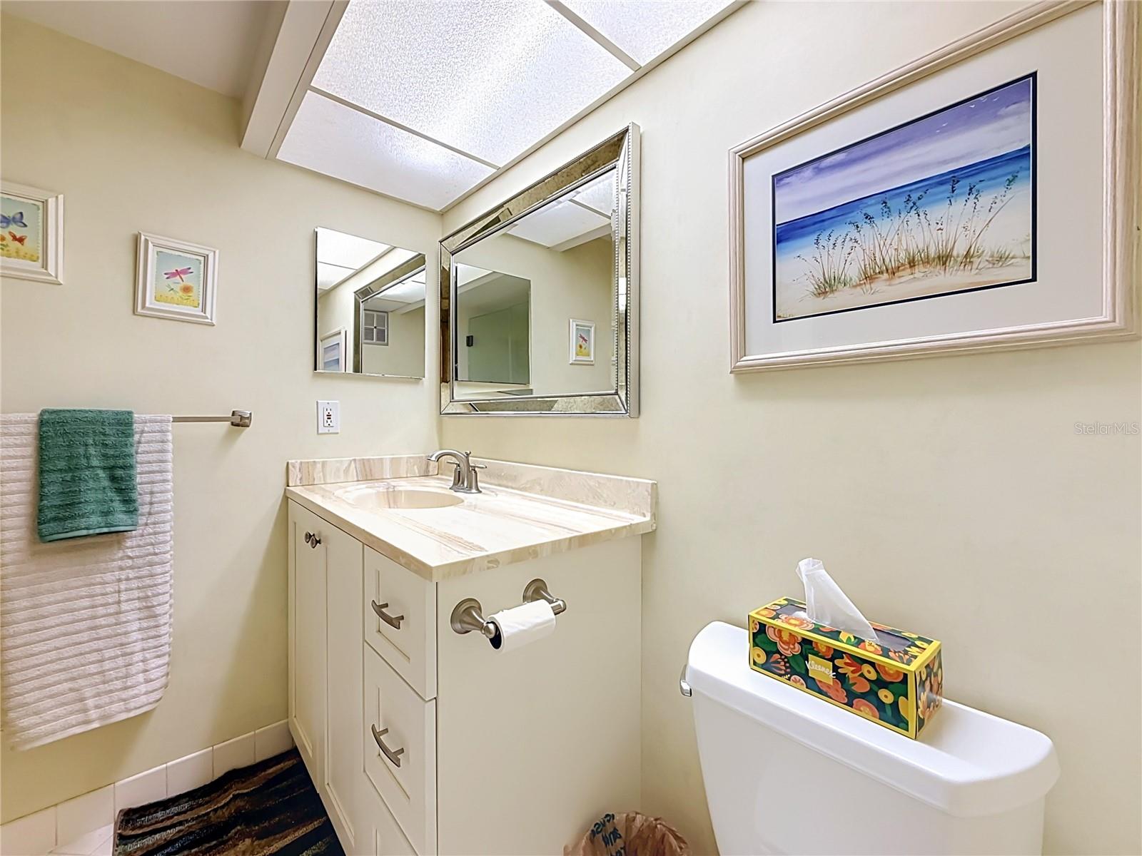 4550 Cove Cir #502 Property Photo 38