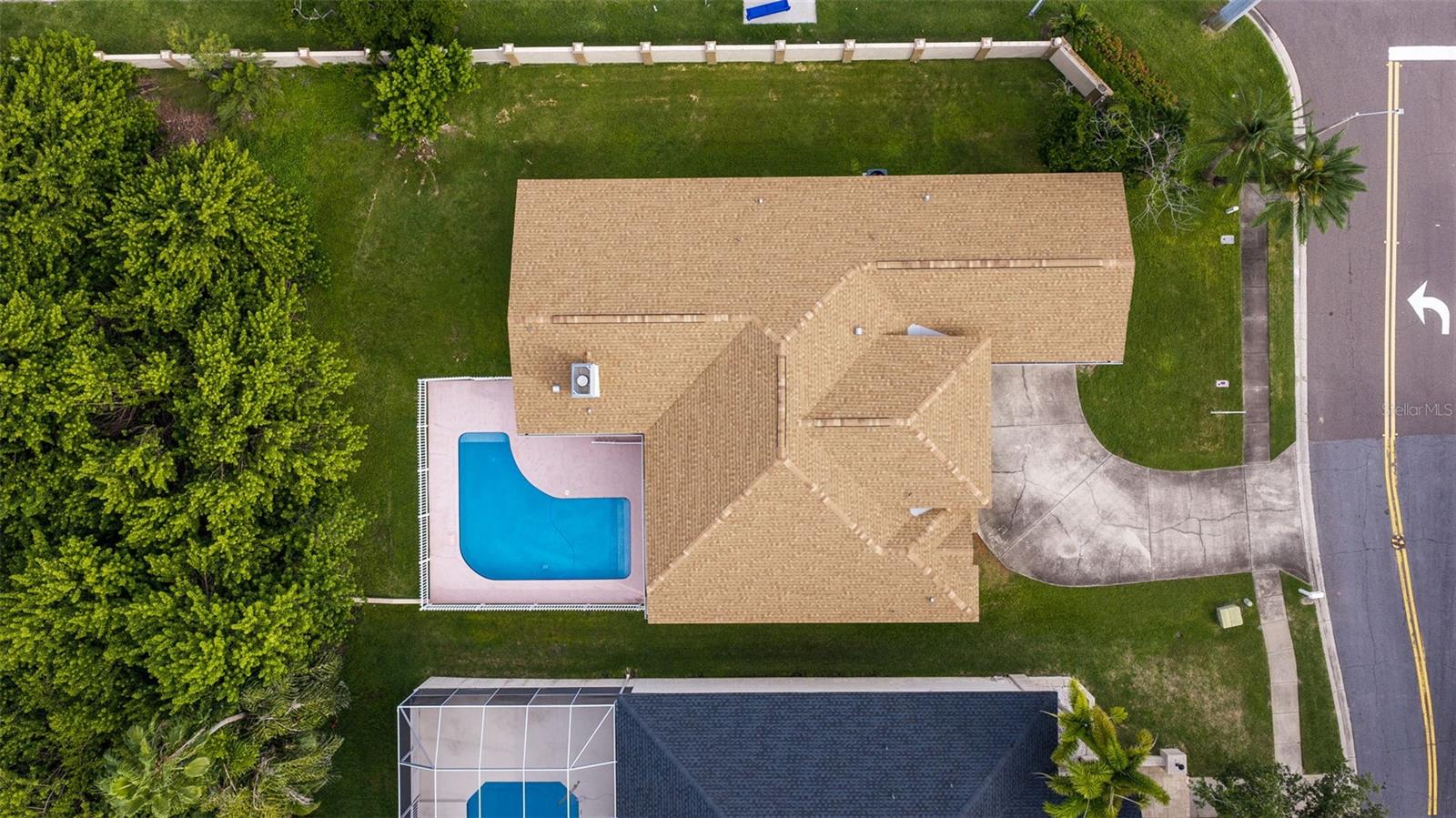 7380 Pebble Beach Ln Property Photo 3