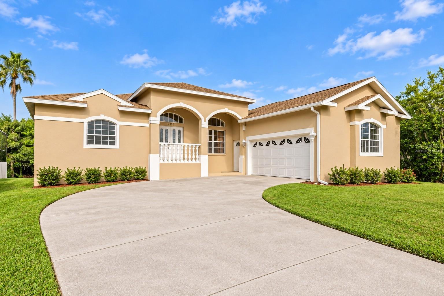 7380 Pebble Beach Ln Property Photo 3