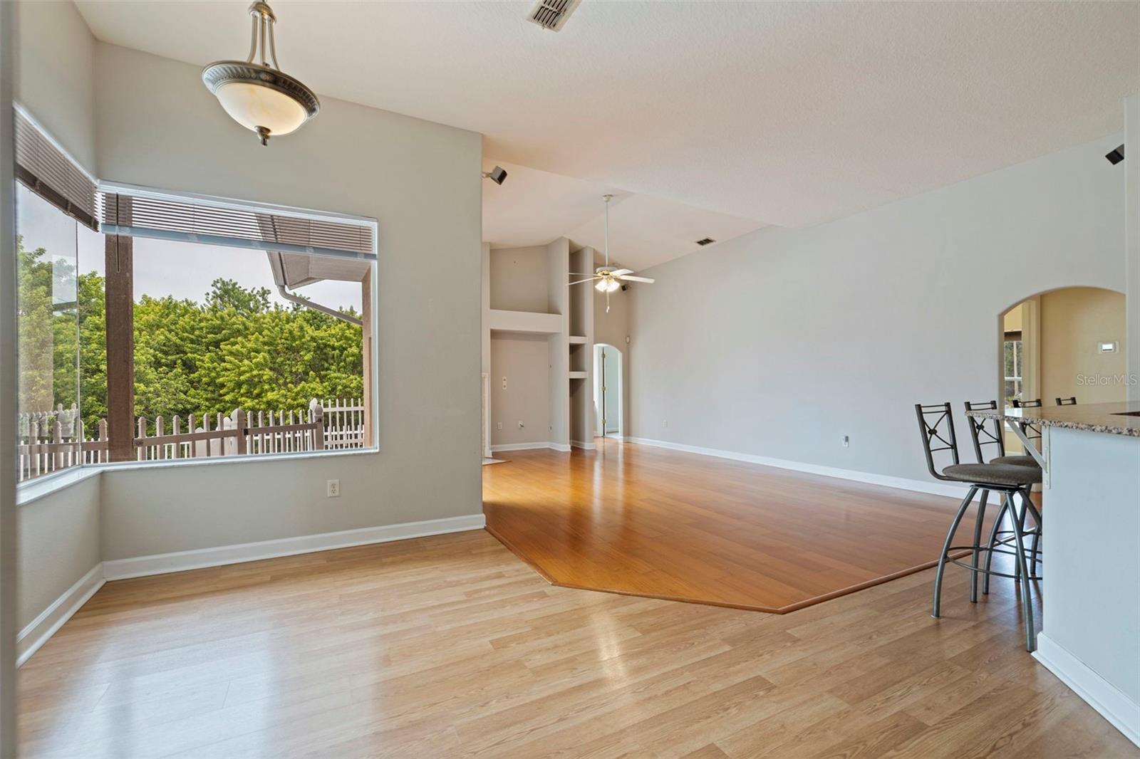 7380 Pebble Beach Ln Property Photo 14
