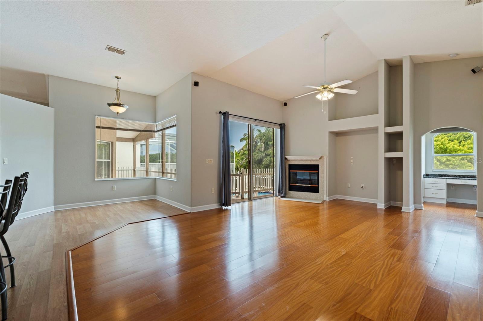 7380 Pebble Beach Ln Property Photo 20