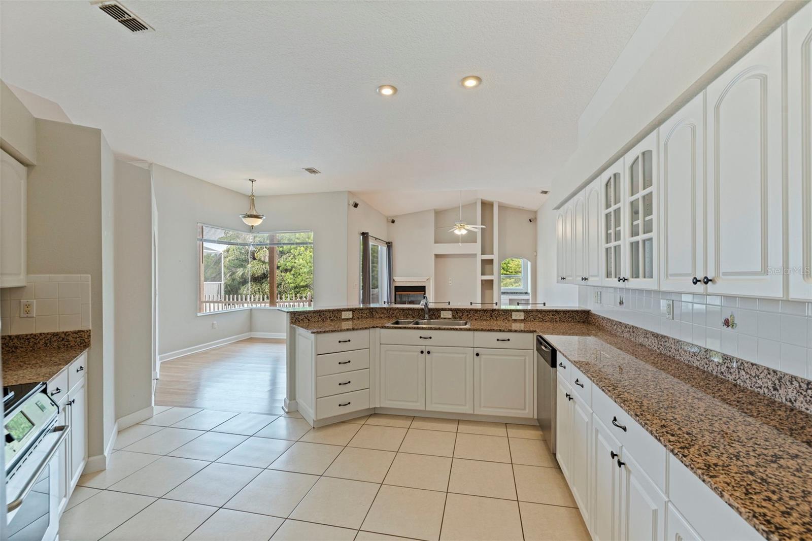 7380 Pebble Beach Ln Property Photo 27