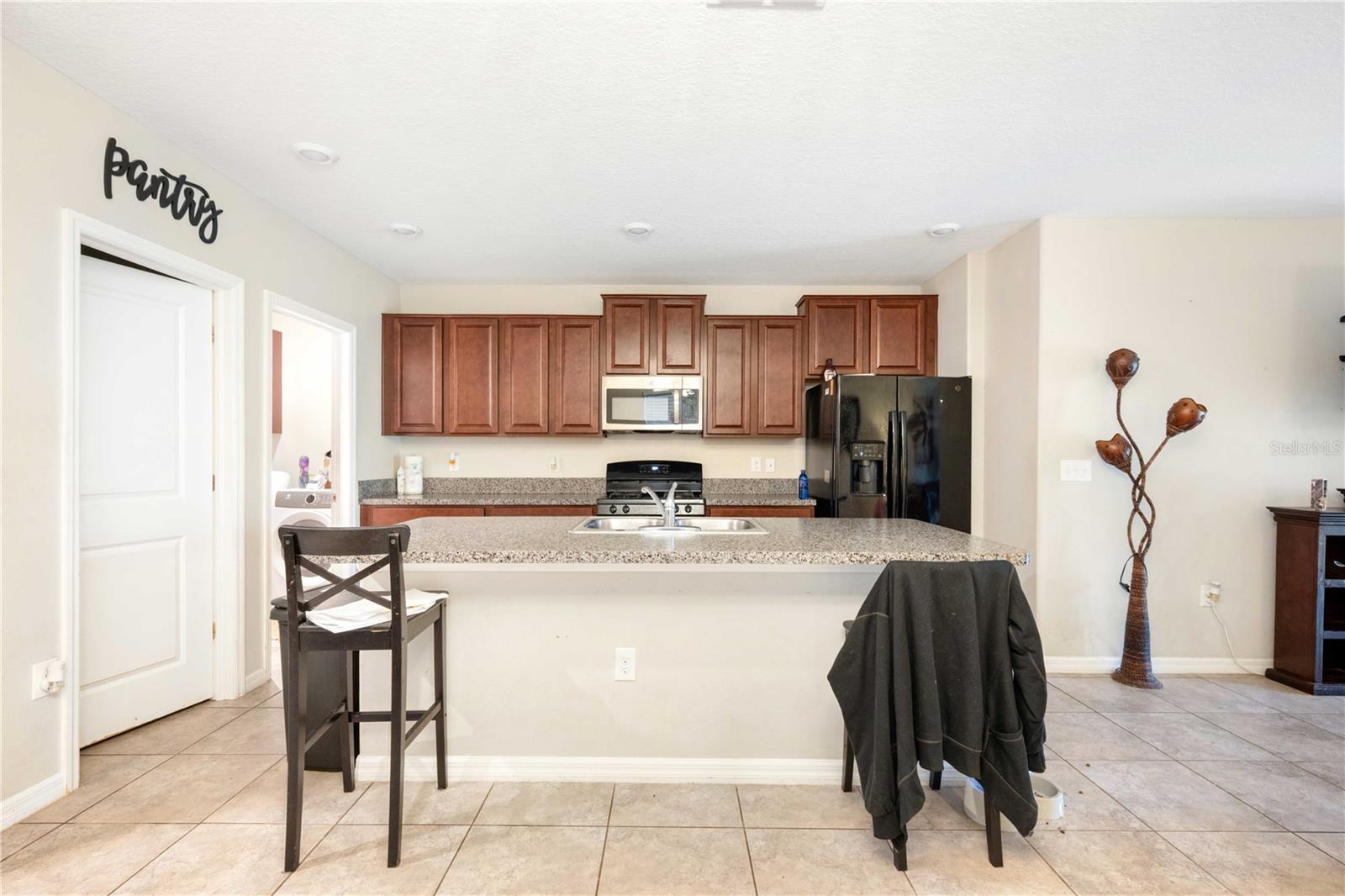 9617 Channing Hill Dr Property Photo 7