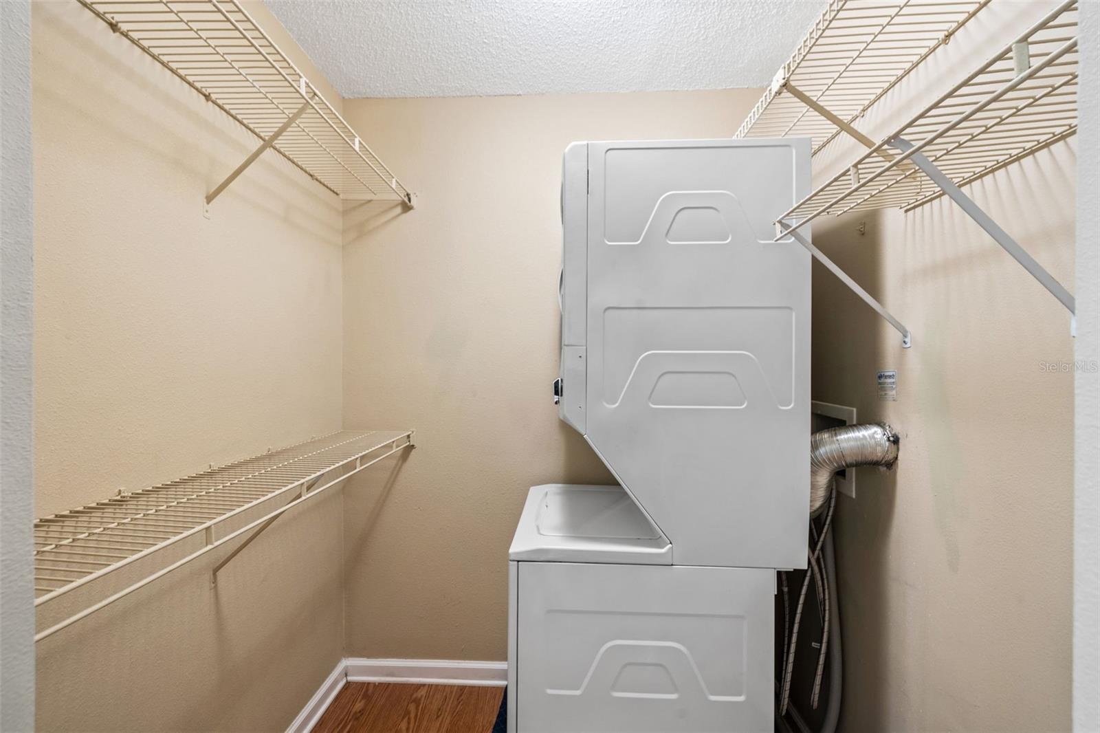 11901 4th St N #5107 Property Photo 6
