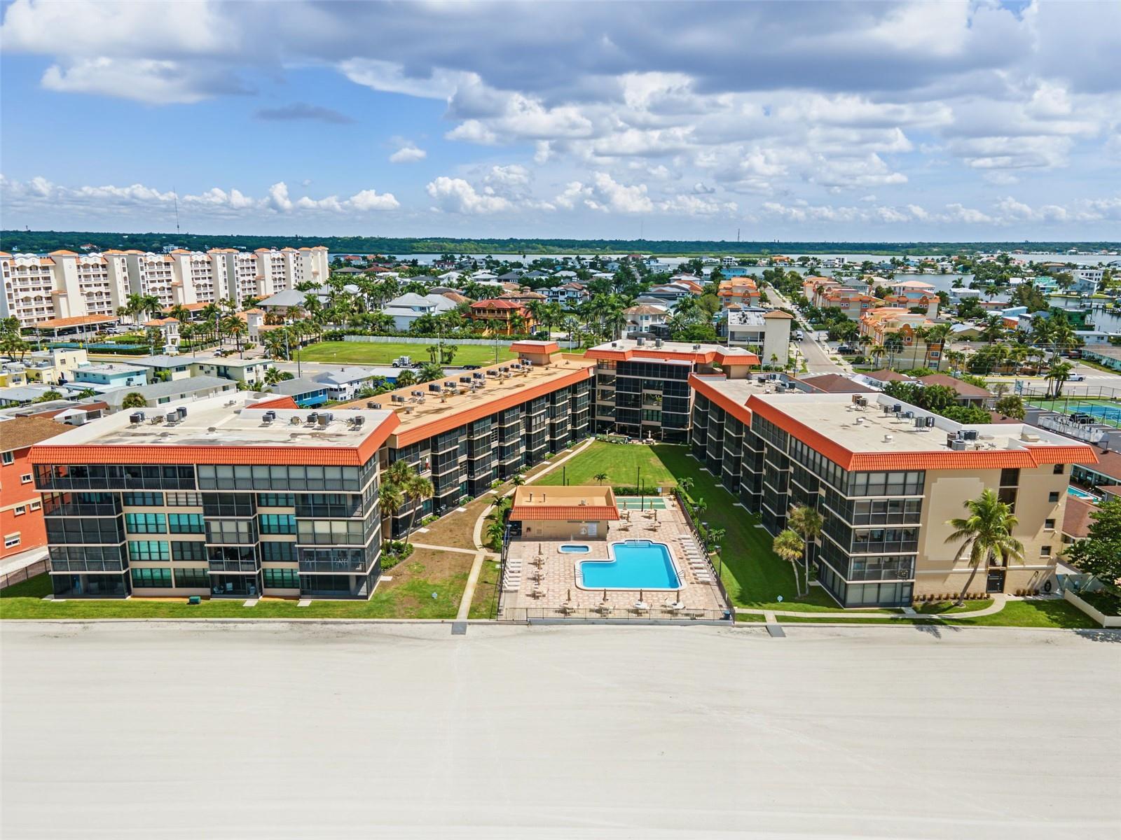 17580 Gulf Blvd #307 Property Photo 1