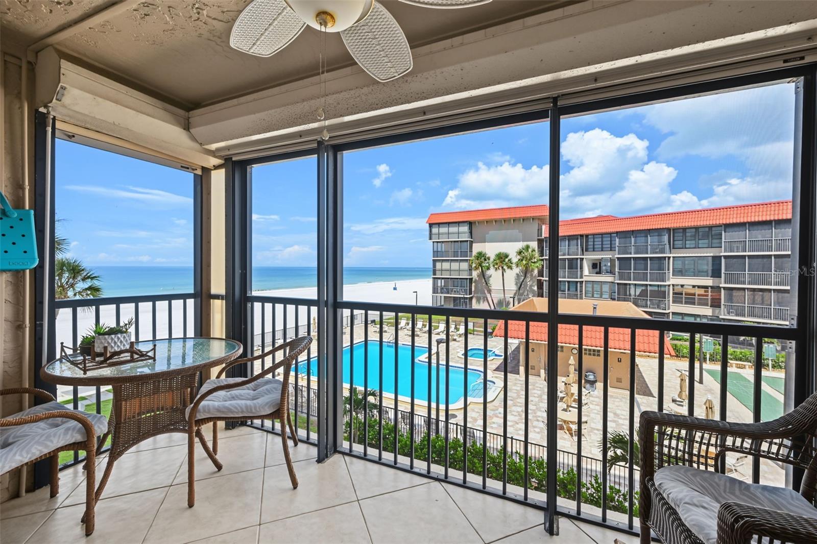 17580 Gulf Blvd #307 Property Photo 12