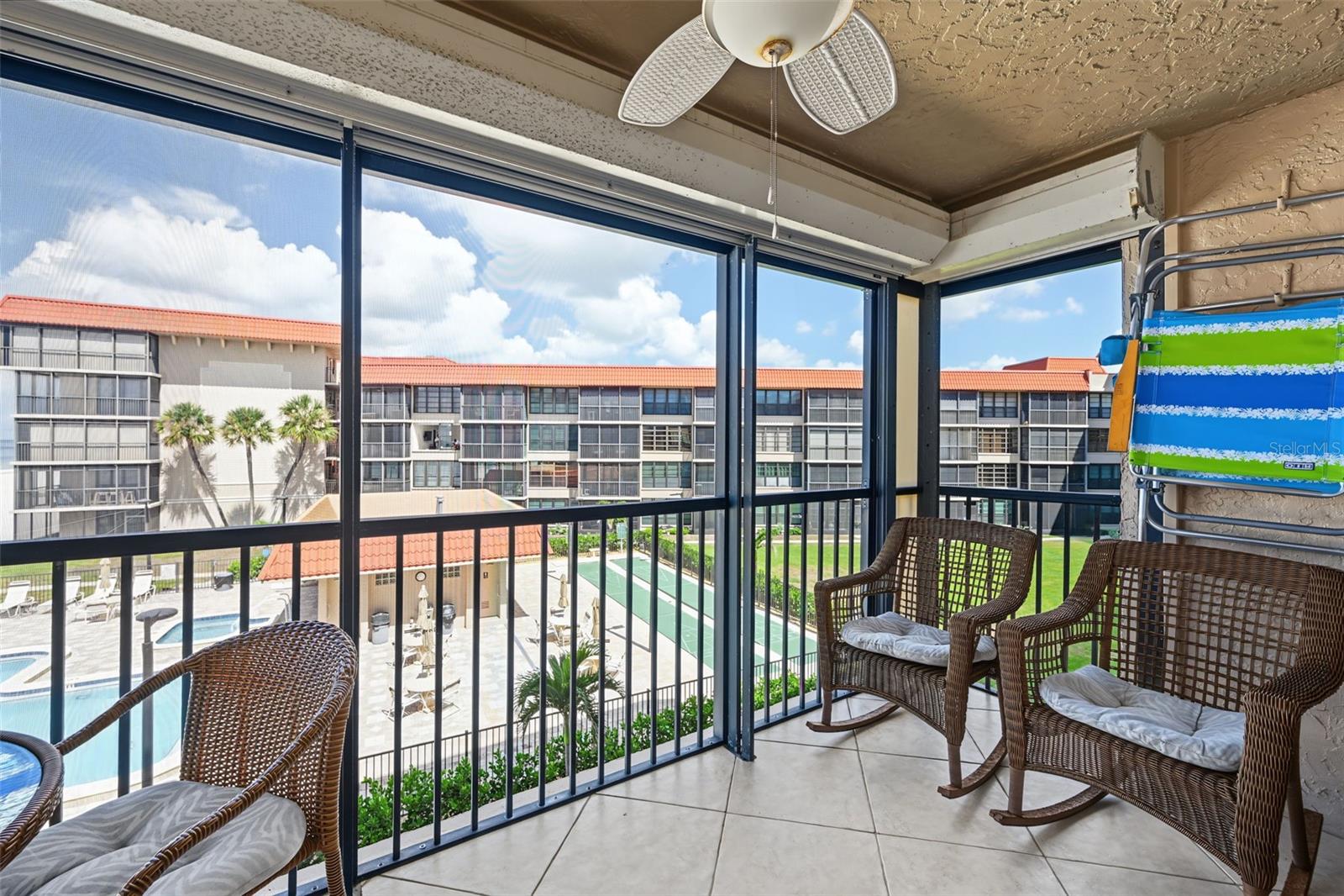 17580 Gulf Blvd #307 Property Photo 14