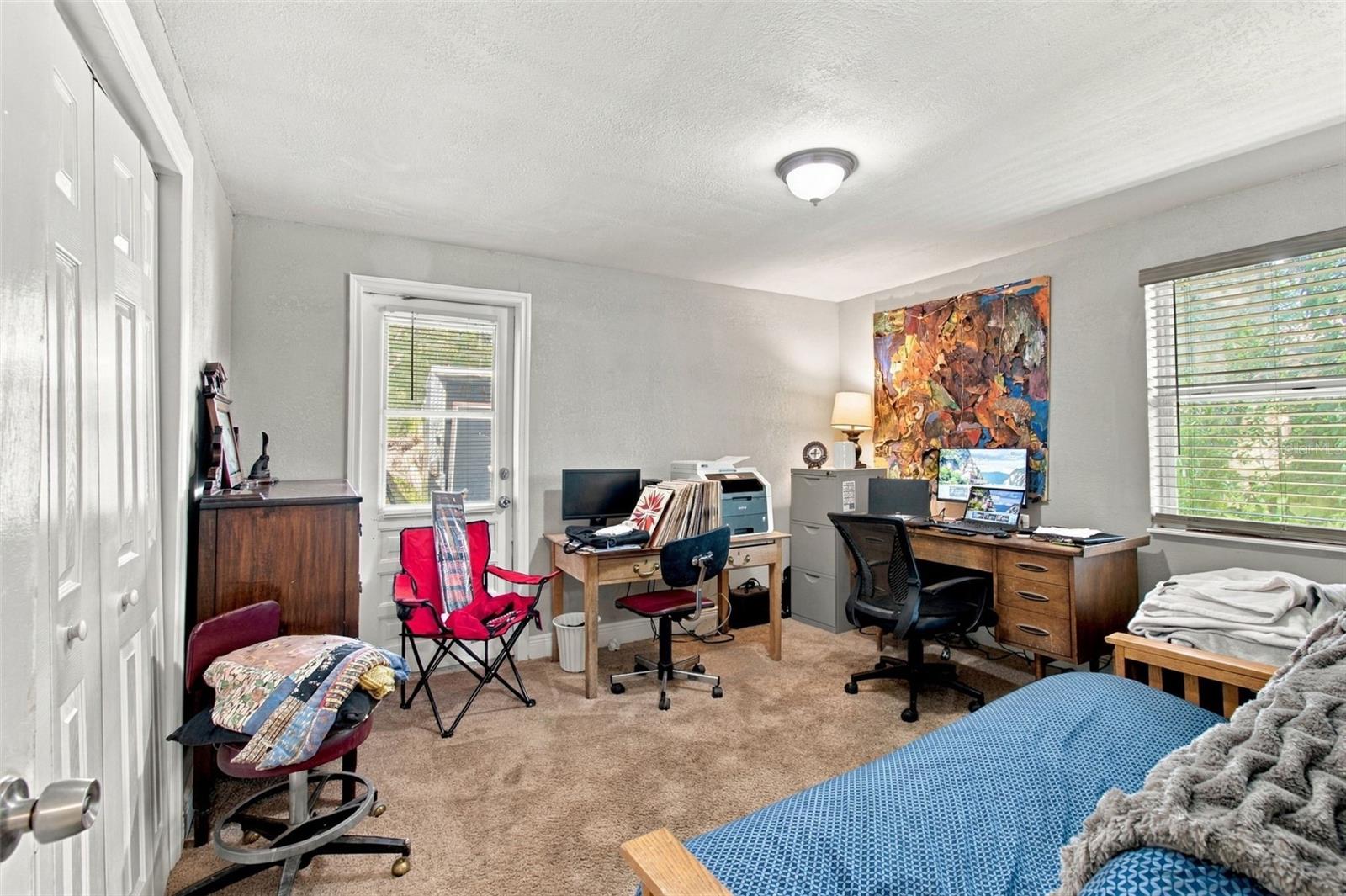 10803 N Oregon Cir Property Photo 17