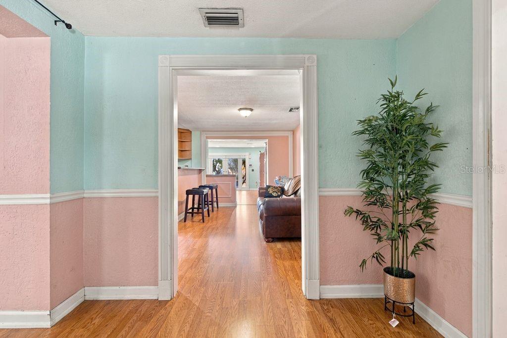 3909 W Powhatan Ave Property Photo 8