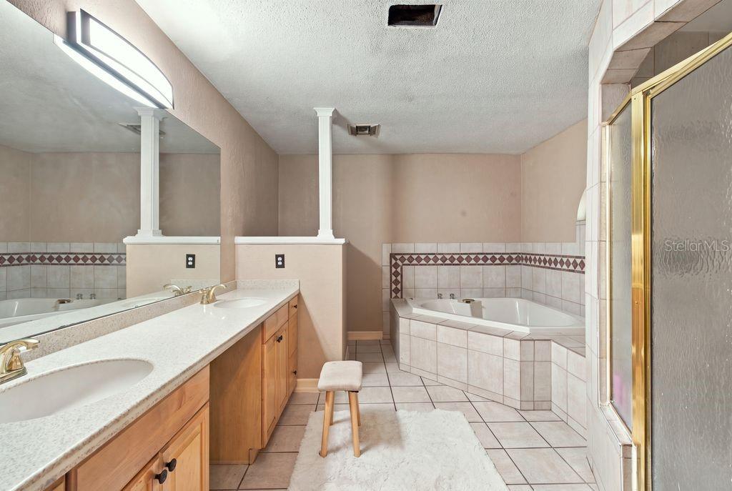 3909 W Powhatan Ave Property Photo 14