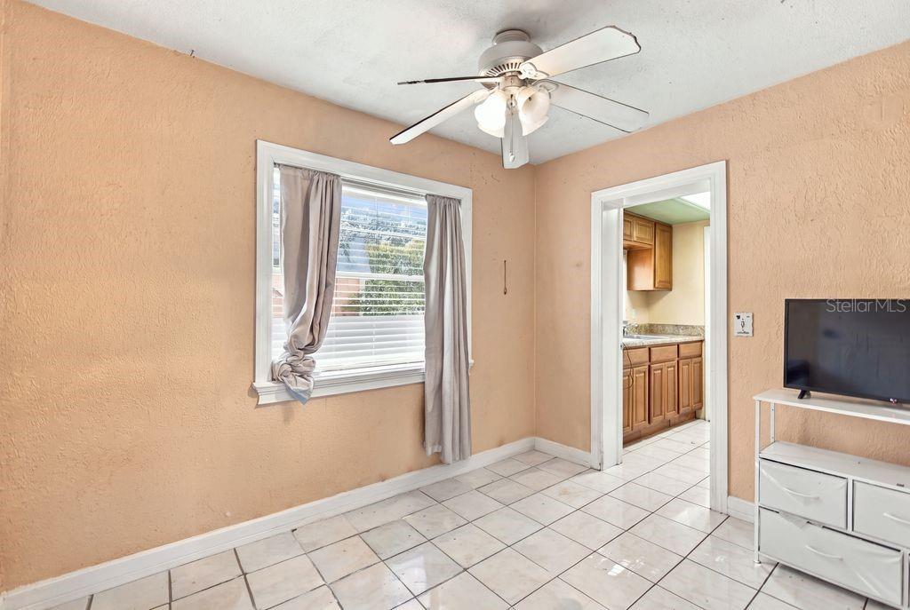 3909 W Powhatan Ave Property Photo 22